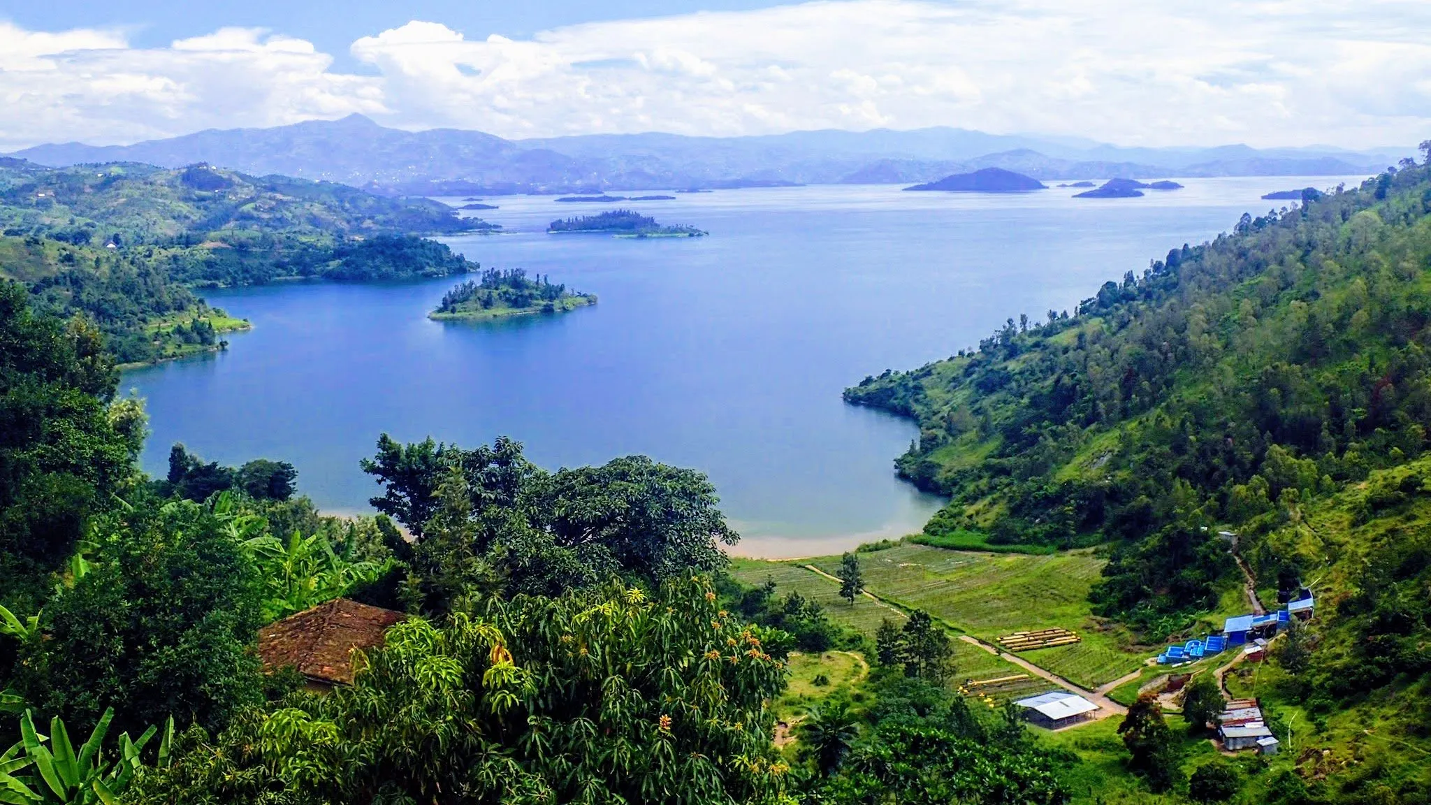 RwandaCongoNileTrailLakeKivu